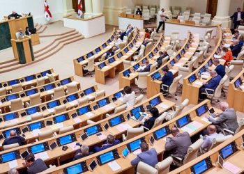 ქვეყანა მეთერთმეტე მოწვევის პარლამენტს ირჩევს