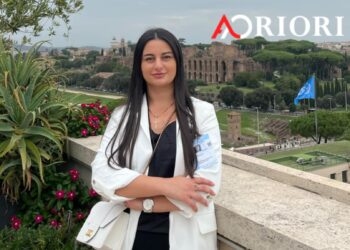 ,,როცა შორს ხარ სამშობლოსგან, თითოეული იმედიანი სიტყვა მეტად ძვირფასი ხდება” – ,,ახალგაზრდა ელჩი” ნინო ჩაჩუა ,,გაიცანი ახალგაზრდა ემიგრანტი”-ს რუბრიკაში