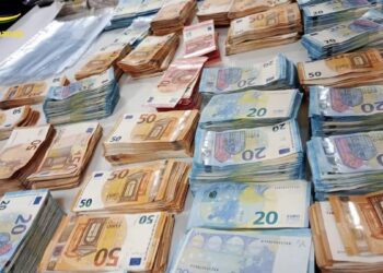 ნაღდი ფულის გადატანა იტალიიდან საქართველოში (ან პირიქით)