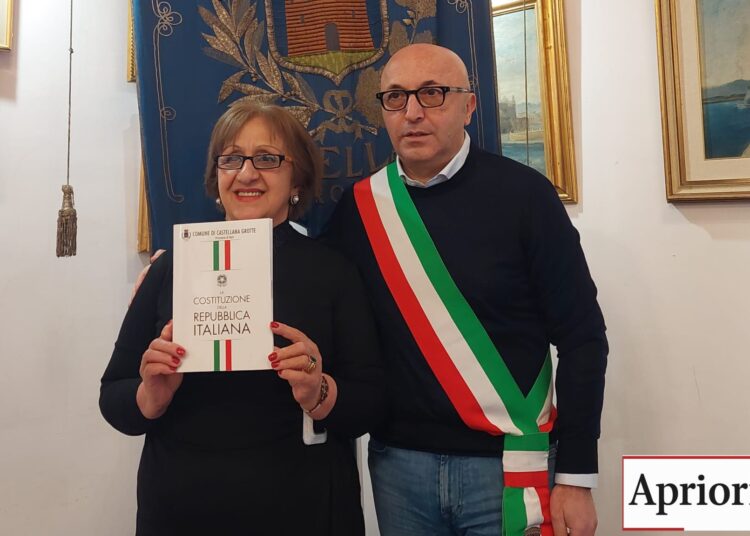 მოქალაქეობა ქართველ ემიგრანტს პულიაში – მარინა ხუხუნაიშვილმა იტალიის მოქალაქეობა მიიღო